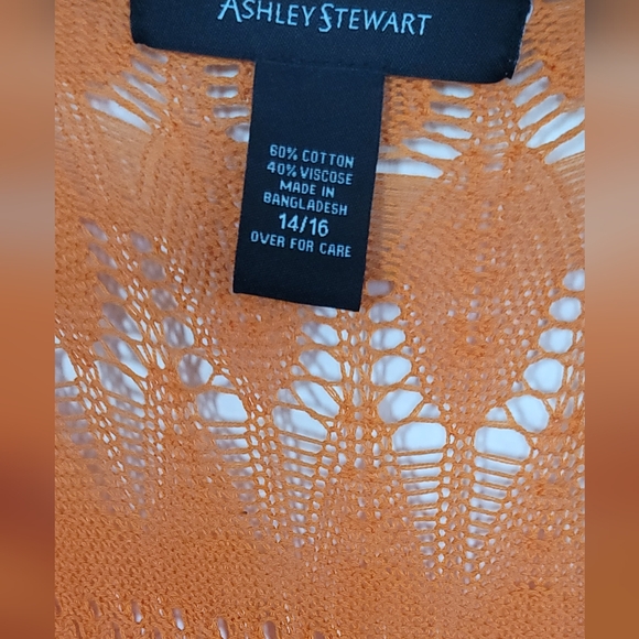 Ashley Stewart - Picture 5 of 6